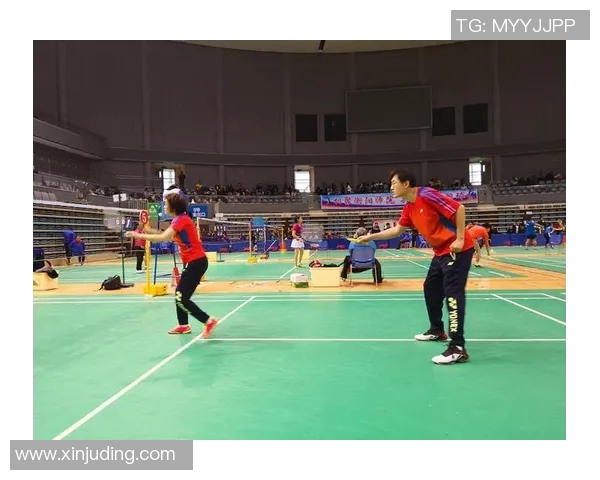 深圳羽毛球队与广州羽毛球队赛后复盘分析灵活性表现与战术对比