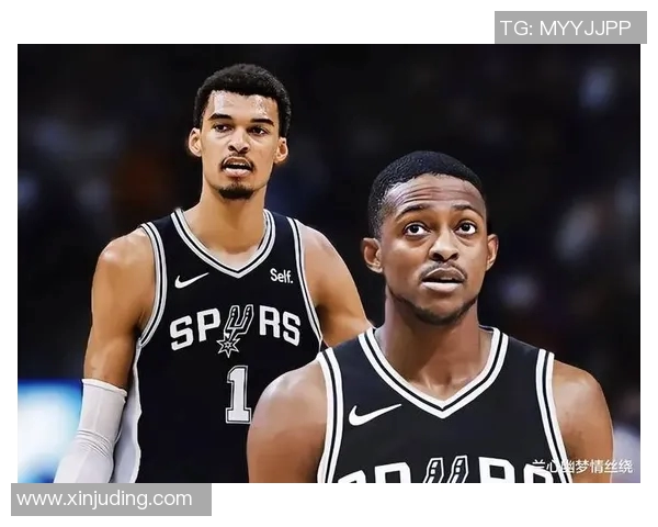 老鹰队新赛季主场首秀获胜,球队士气大振